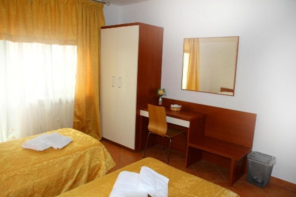Euro Inn B&B Milán Pokoj fotografie